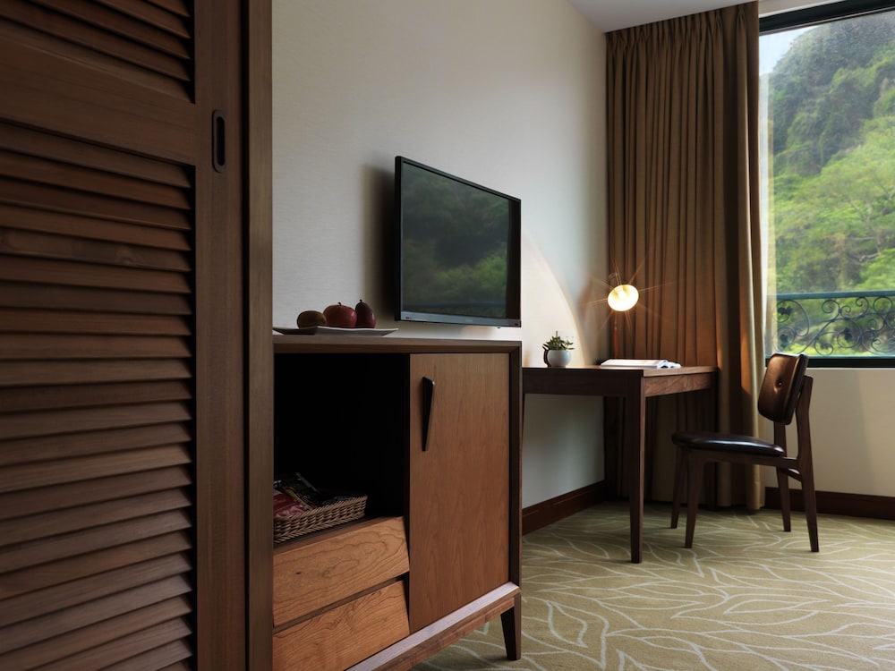 Deluxe Twin Room, Water View photo 2