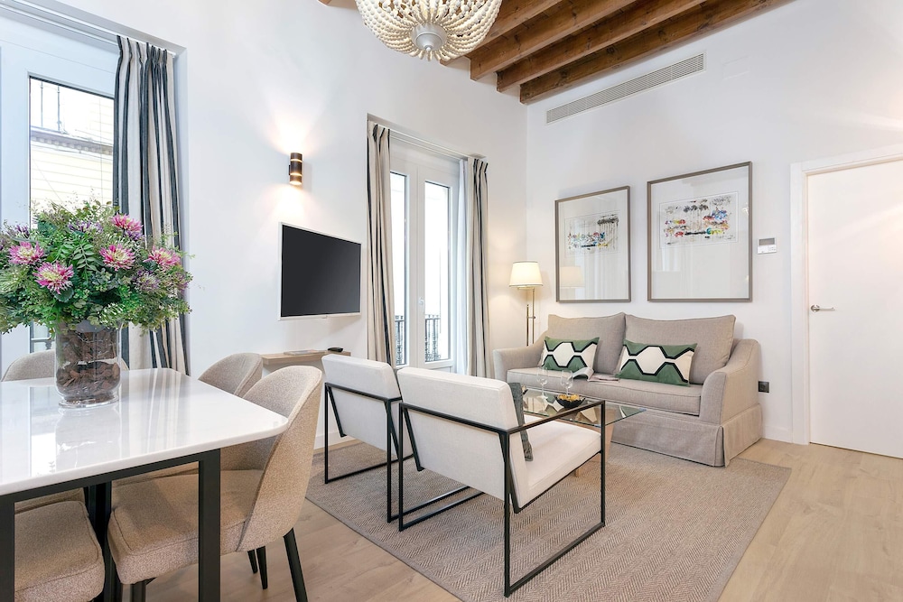 Apartment (2 Bedrooms)