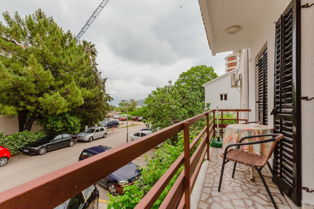 Comfort Studio Suite, Balcony, Garden View photo 3