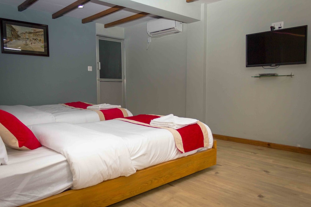 Double Deluxe Room photo 2
