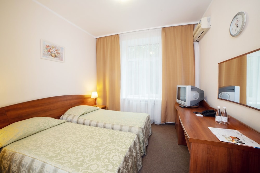 Standard Twin Room photo 3