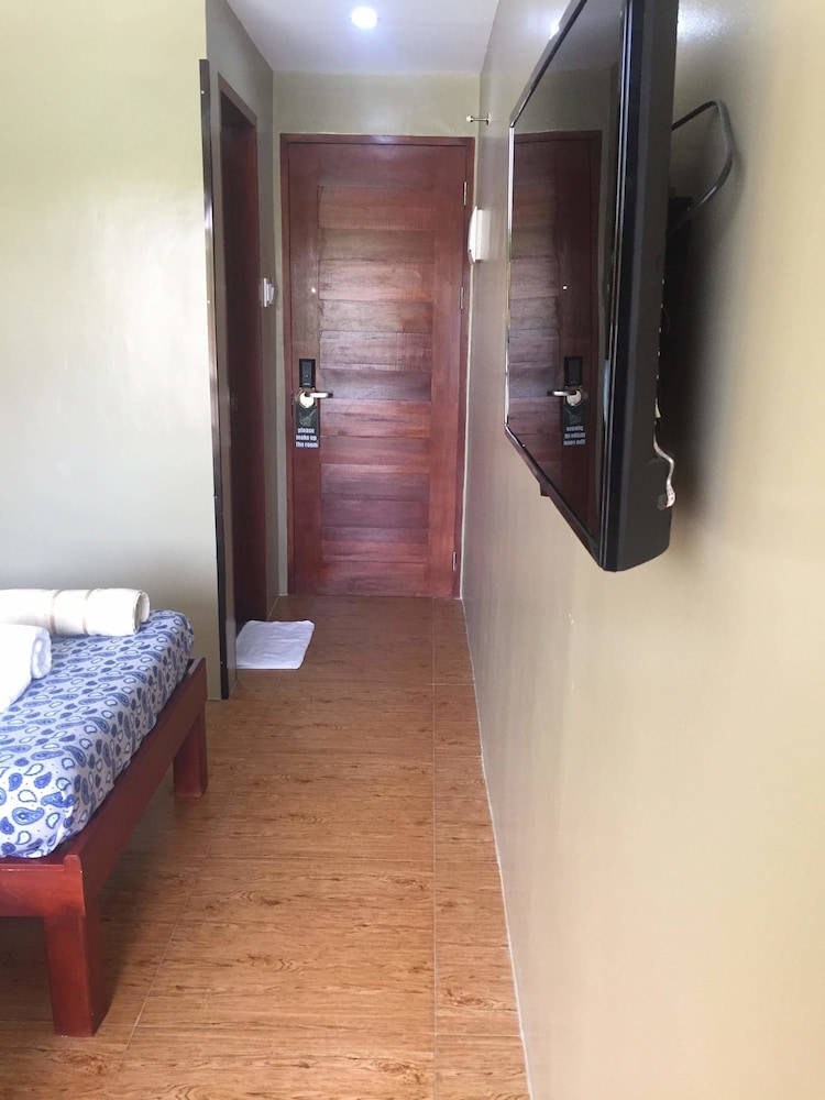 Deluxe Double or Twin Room photo 3