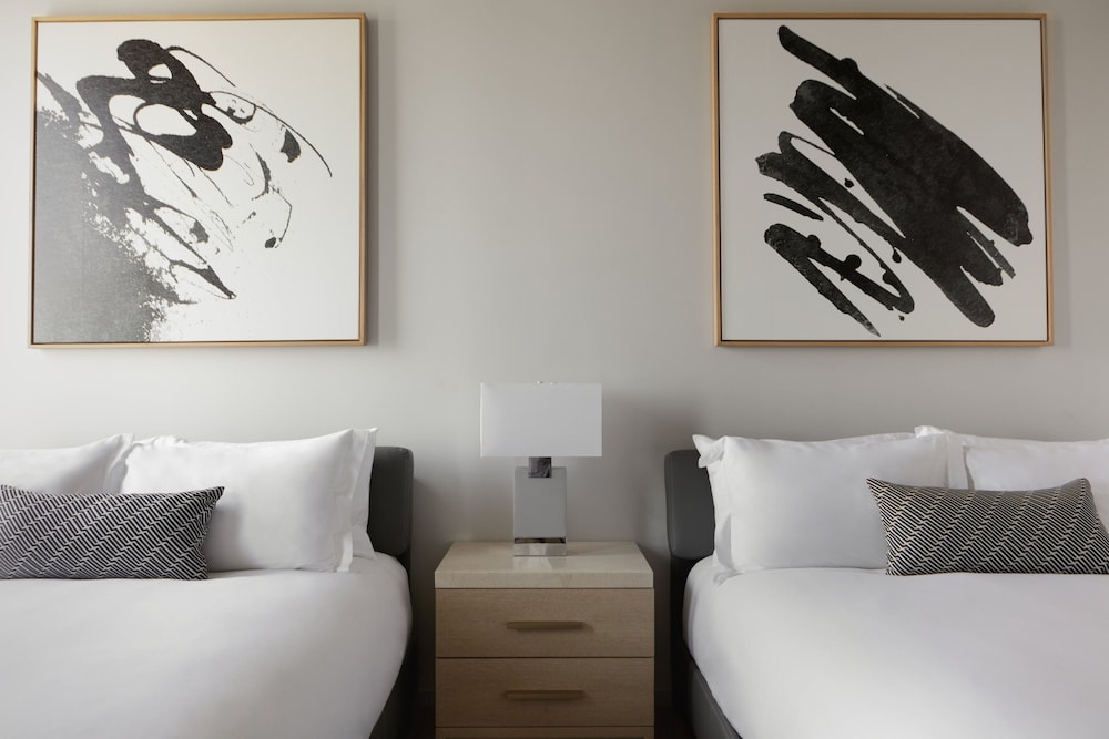 Suite, 2 Queen Beds (Historic Sydney) photo 2