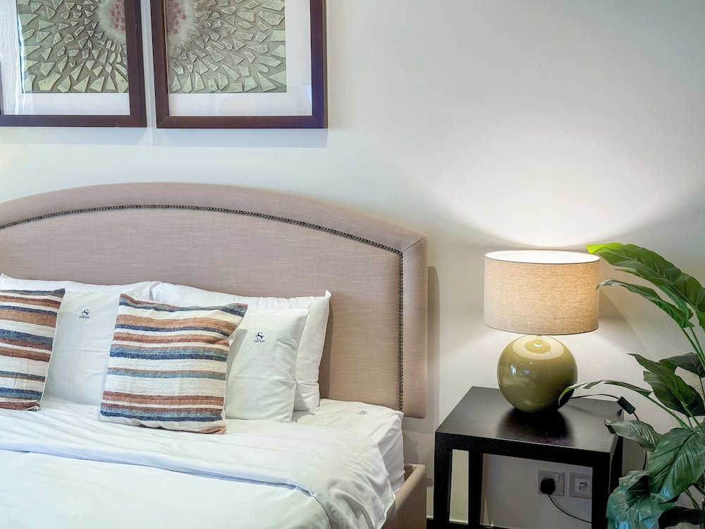 Luxury Apartment, 1 Bedroom, Sea View, Beachfront photo 1