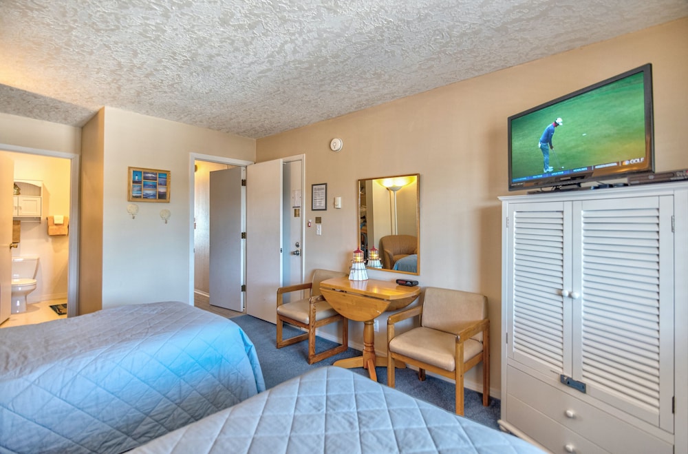 Junior Condo, 1 Bedroom, Kitchen, Beach View photo 2