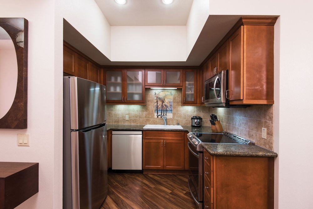Suite, 2 Bedrooms, Accessible (Roll-in Shower)