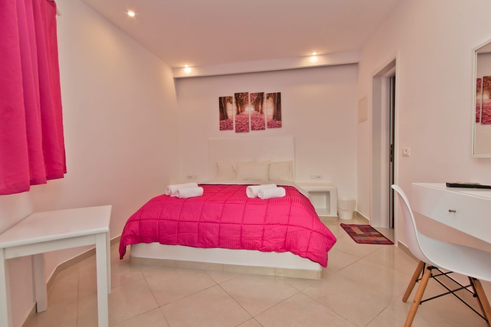 Standard Room photo 3