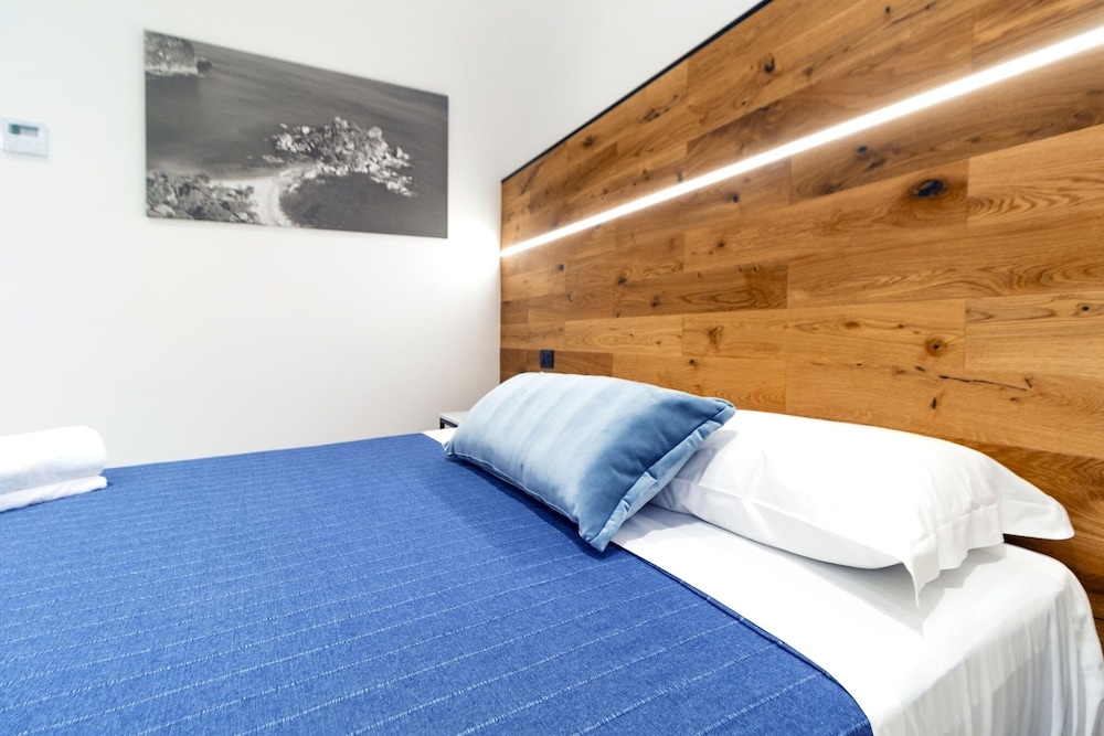 Standard Double Room - Photo 3