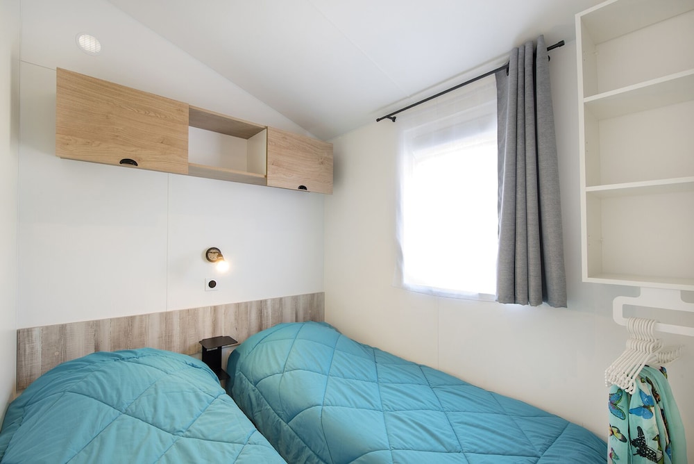 Mobile Home, 4 Bedrooms (Quattro) - Photo 1