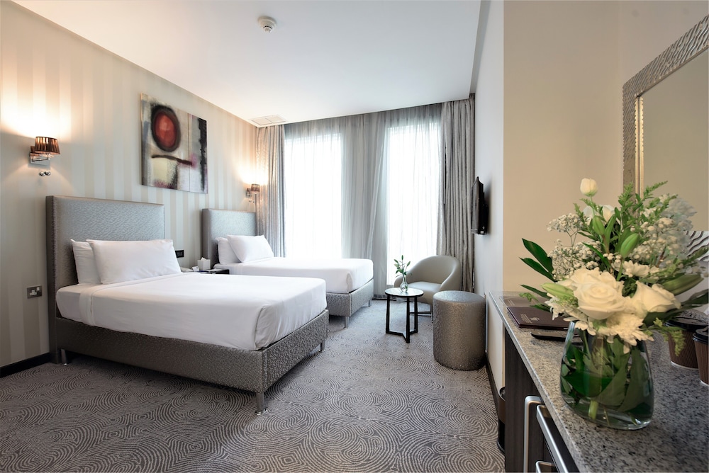 Deluxe Twin Room photo 3
