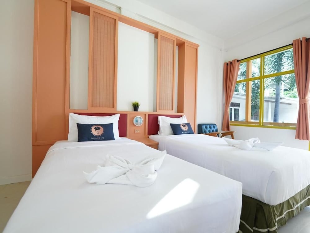 Superior Room, 2 Twin Beds photo 1