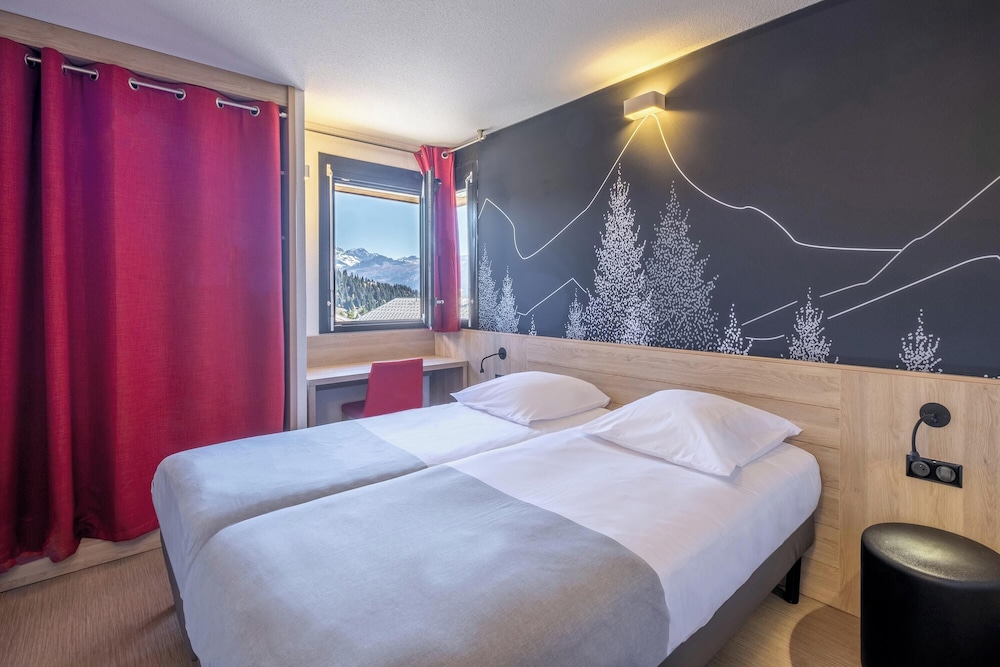 Premium Apartment, Balcony, Mountain View
