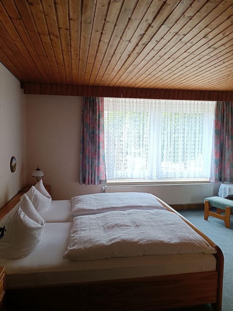Basic Double or Twin Room