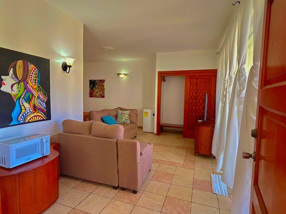 Junior Suite, 1 Bedroom, Pool View photo 1