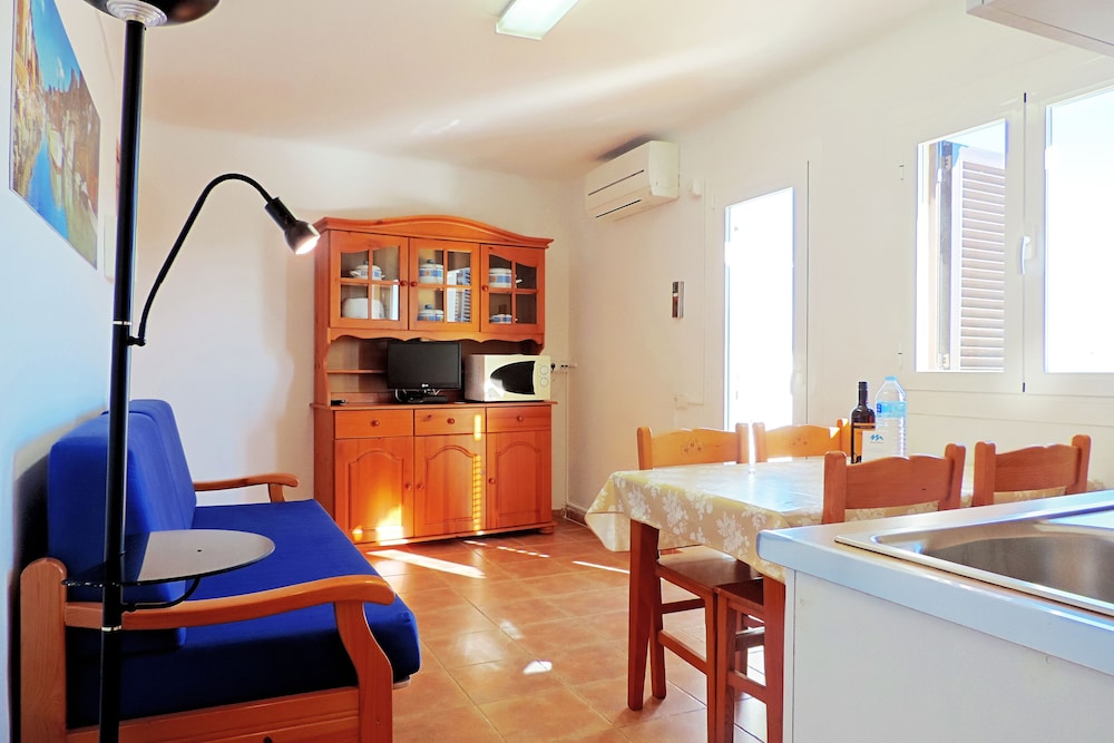 Penthouse, 2 Bedrooms, Sea View (4 - 5 adults) thumbnail 5