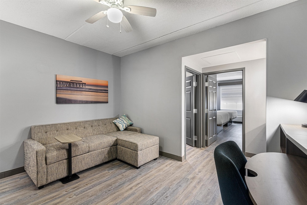 Suite, 2 Queen Beds, Non Smoking (with Sofabed) - Photo 1