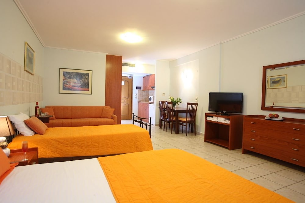 Junior Suite (for 4)