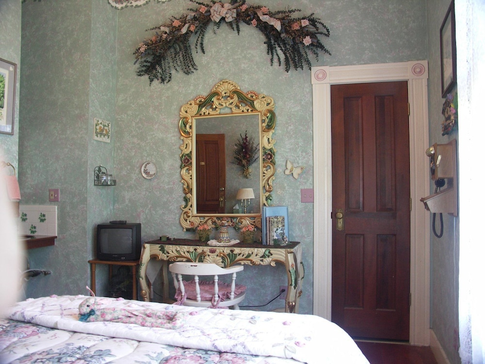 Traditional Room (Gardenia) photo 1