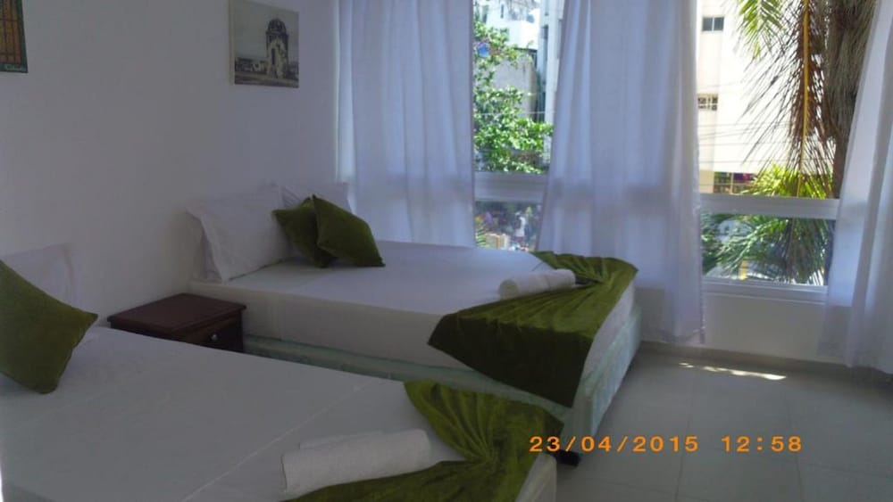Deluxe Double Room, Multiple Beds photo 2