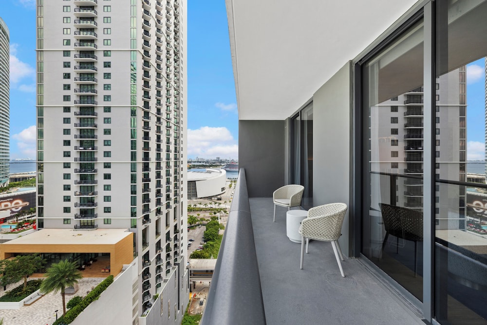Luxury Room, City View photo 2
