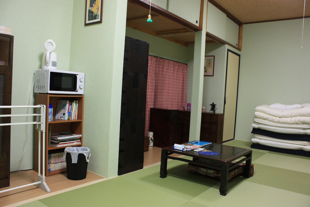 Economy Shared Dormitory, 5 Bedrooms, Non Smoking, Ground Floor photo 1