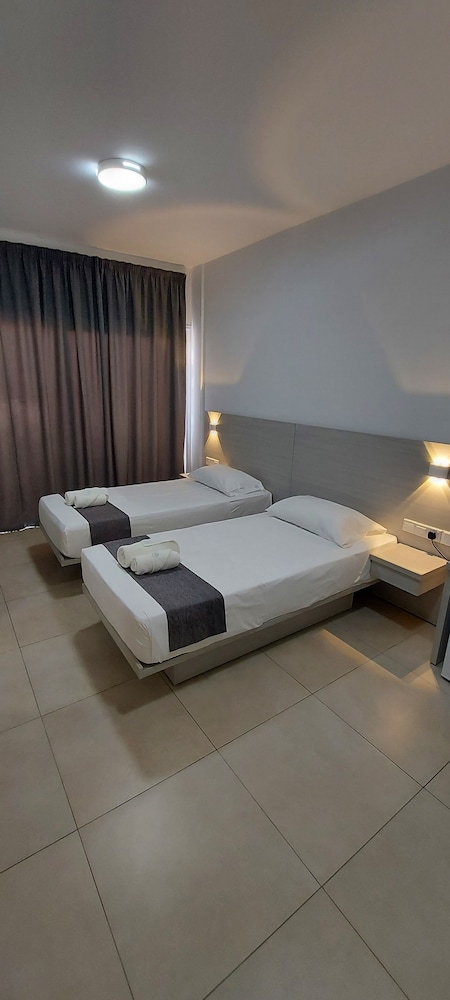 Standard Triple Room, 2 Twin Beds