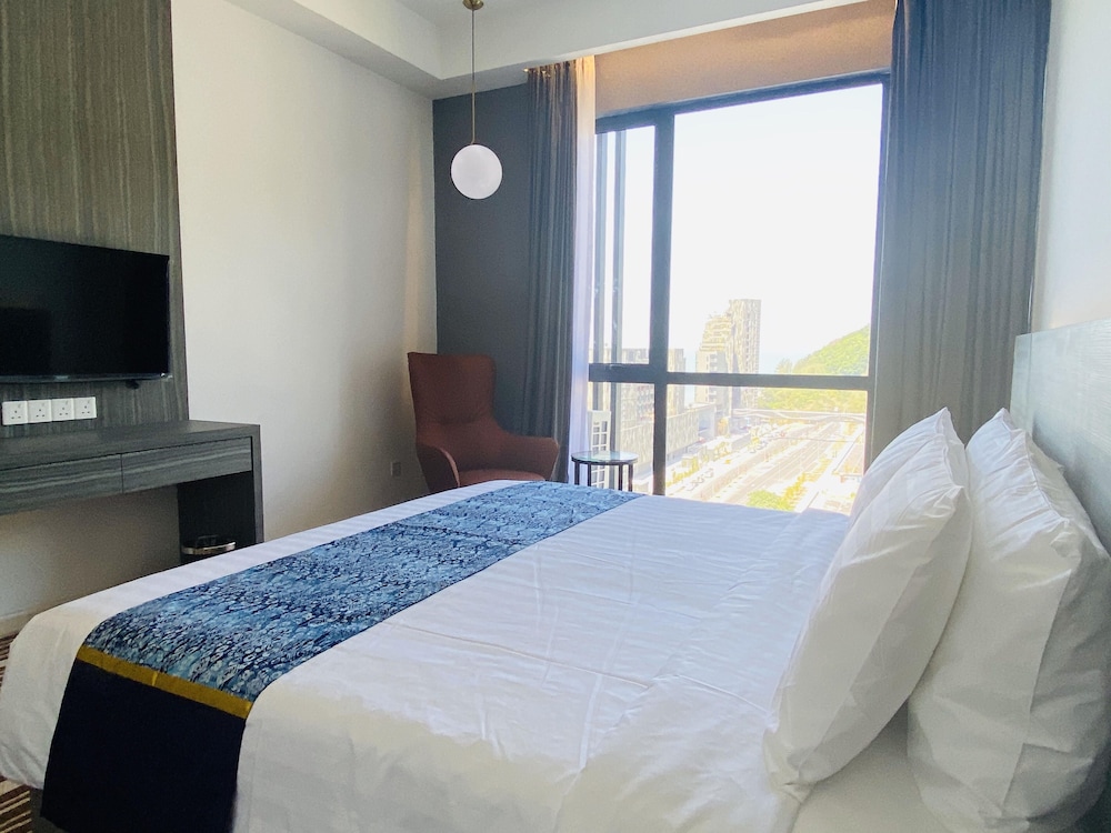 Deluxe Partially Seaview - Photo 4