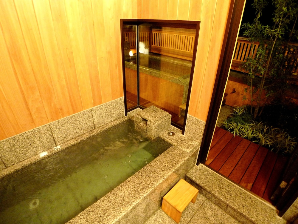 Japanese Western Style Suite, Open Air Bath photo 2
