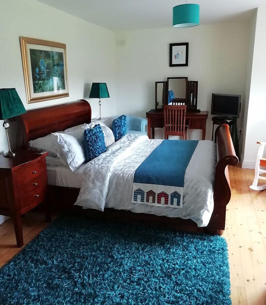 Deluxe King Room photo 1