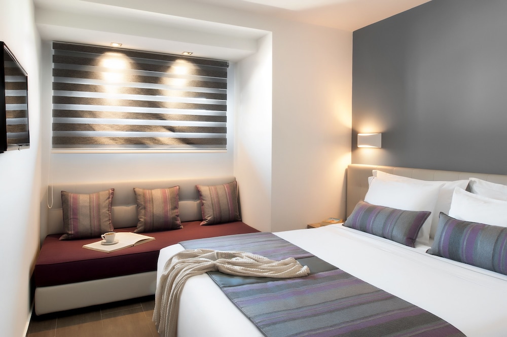 Deluxe Suite photo 1