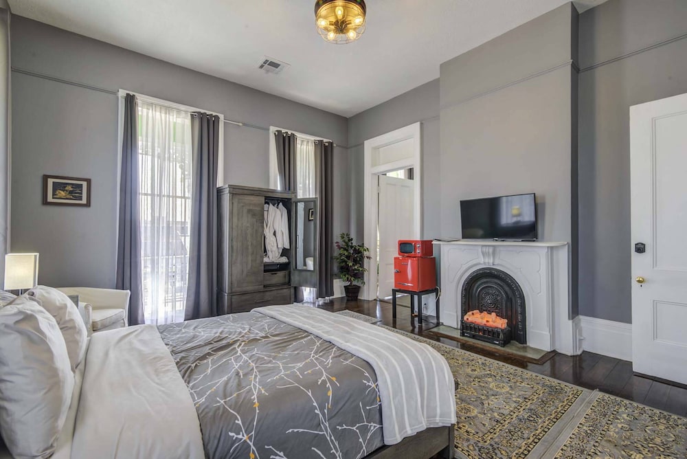 The Grey Suite - Photo 7