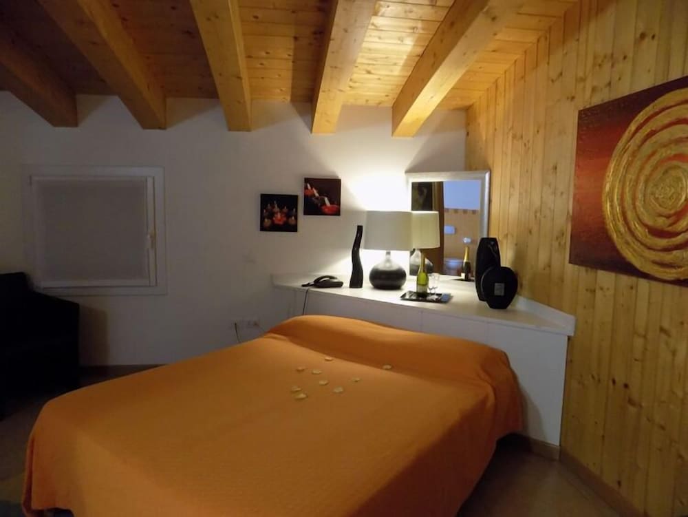 Comfort Room photo 3