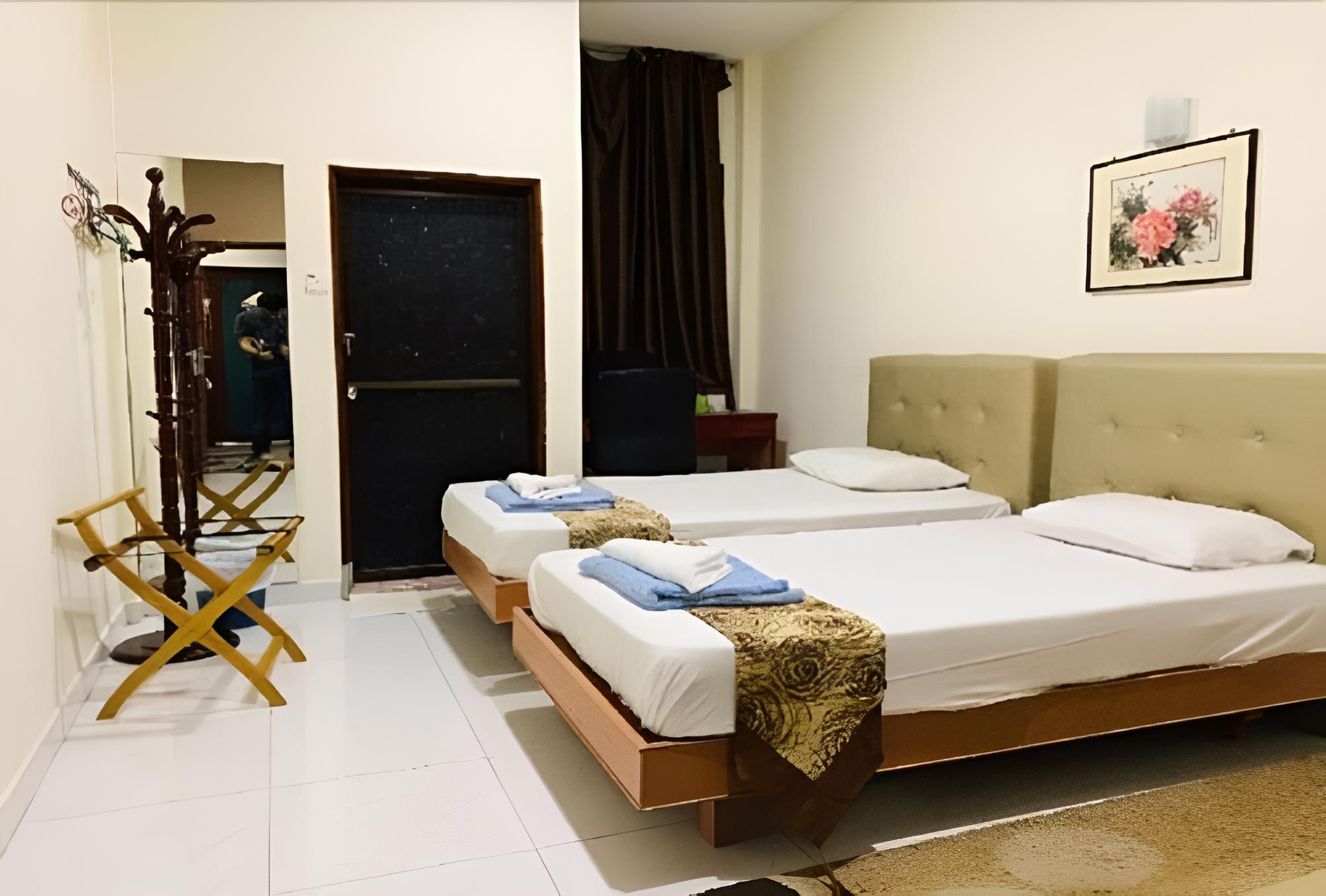 Family Triple Room, 3 Bedrooms, Non Smoking photo 1
