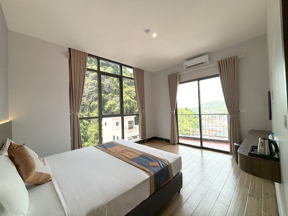 Standard Apartment, Balcony, Mountain View