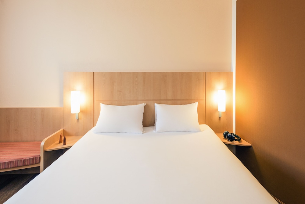 Standard Room, 1 Double Bed - Photo 6