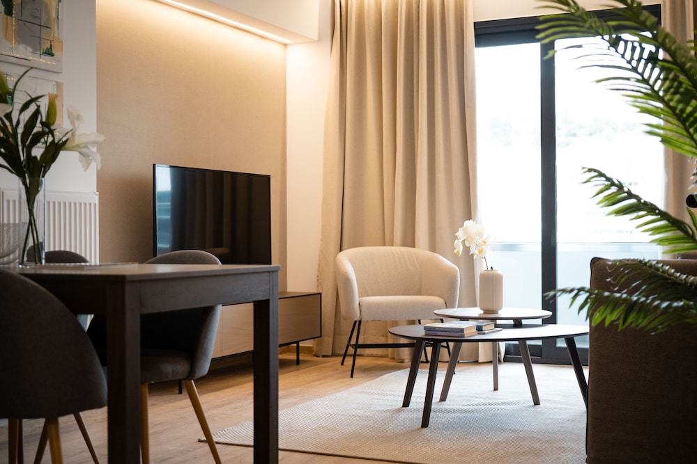 Deluxe Apartment (EDGE - C2)