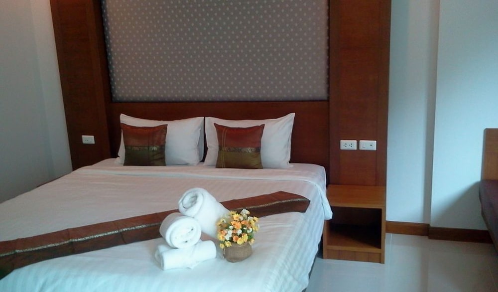 Standard Room Only photo 1