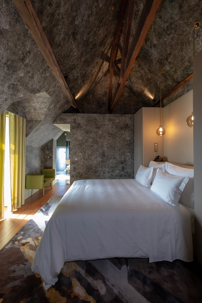Manor House Ocean Front Suite