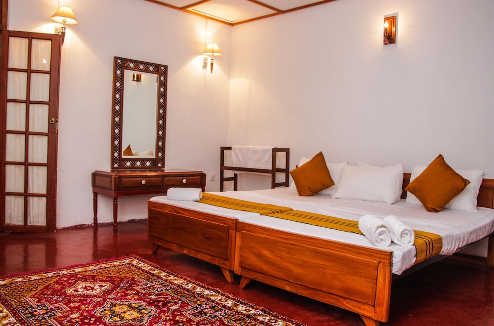 Double or Twin Room, Valley View, Mountainside photo 1