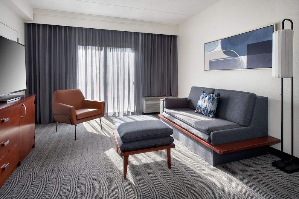 Suite, 1 Bedroom photo 3