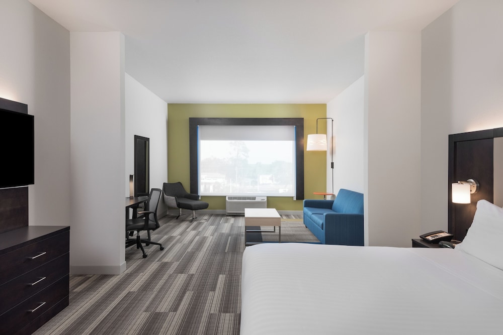 Suite, 1 King Bed with Sofa bed, Accessible Bathtub (Communication, Mobility) - Photo 1