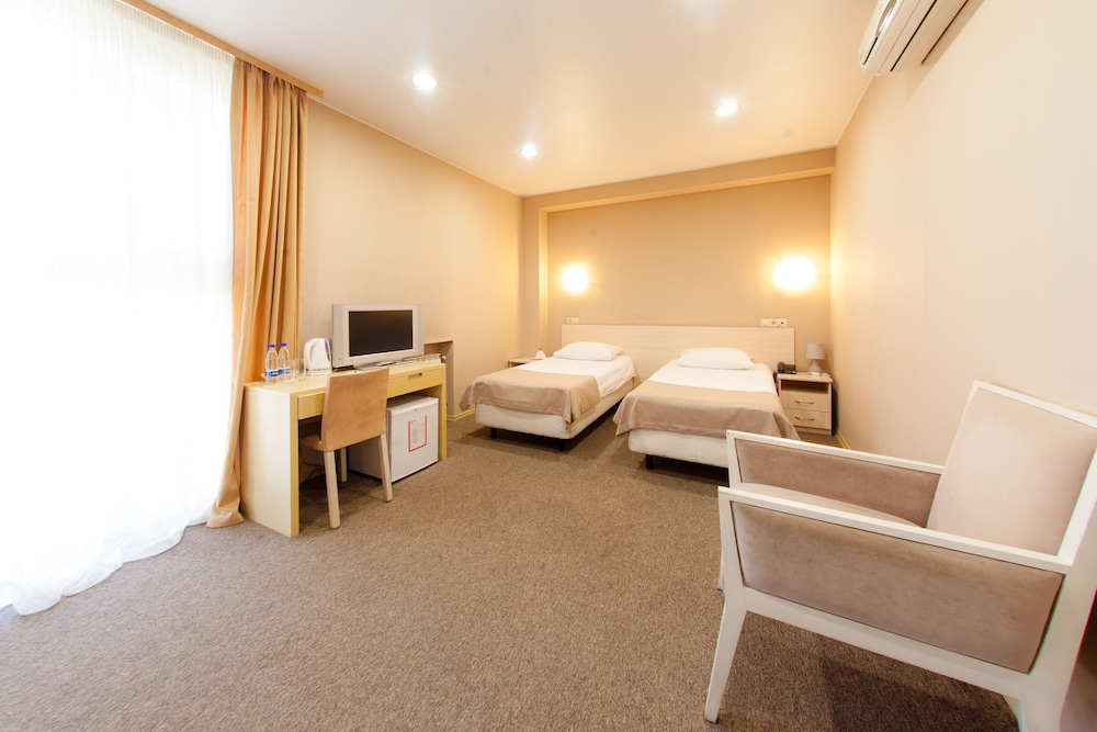 Standard Double Or Twin Room photo 1
