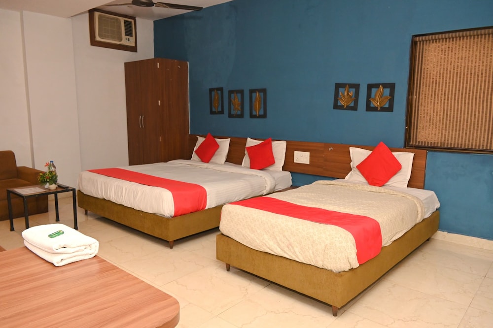 Family Room, 2 Double Beds, Smoking
