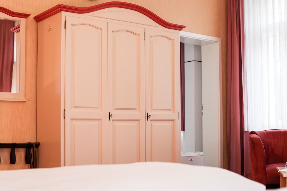 Classic Room, 2 Bedrooms photo 2