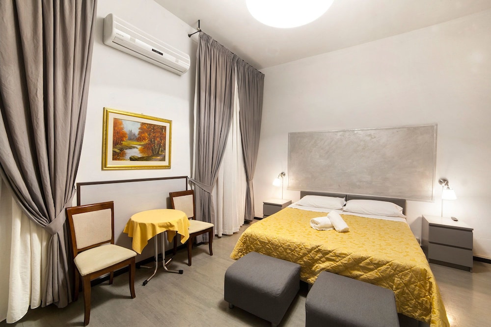 Double Room, Private Bathroom photo 1