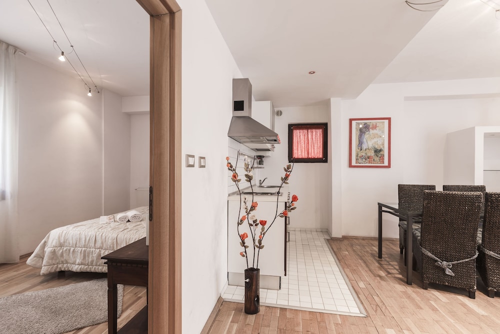 Apartment, 1 Bedroom, Kitchen - Photo 20