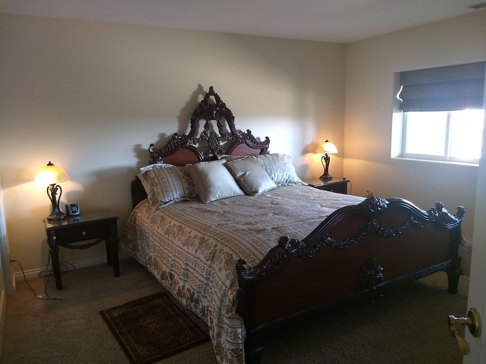 Luxury Apartment, 2 Bedrooms, Accessible, City View (Whole First Floor) photo 1