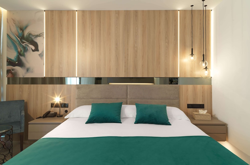 Deluxe Double Room, Sea View - Photo 2