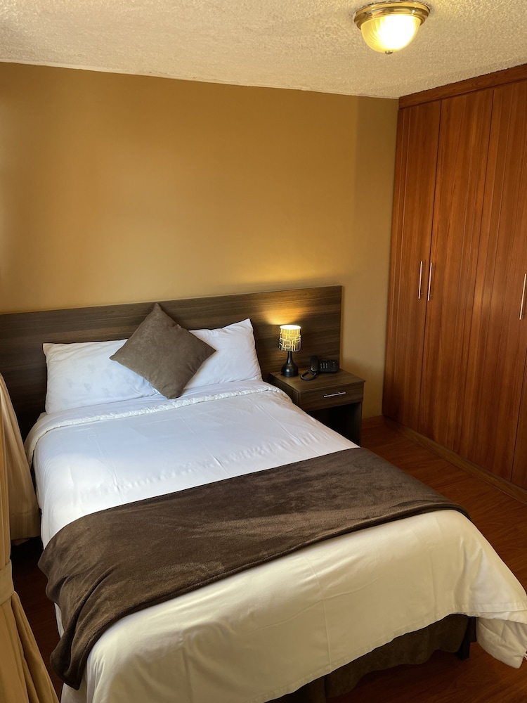 Standard Room photo 2