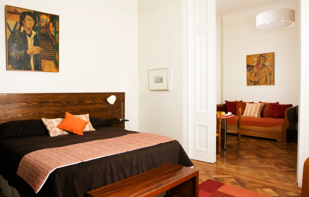 Deluxe Studio, 2 Bedrooms, Private Bathroom (Don Carlos) photo 3
